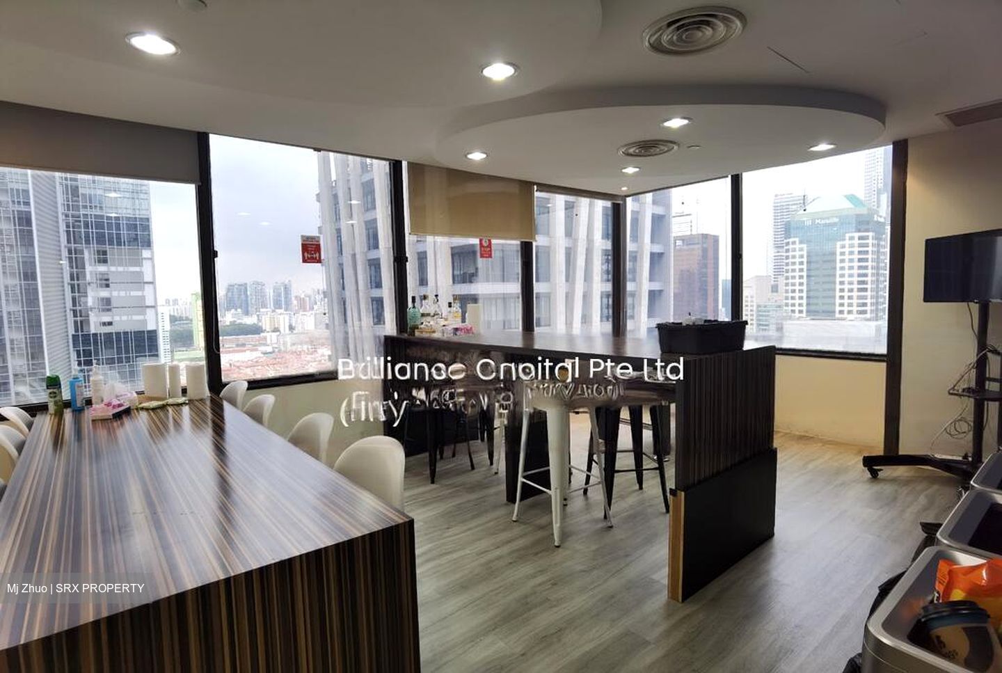 Gb Building (D1), Office #498093901